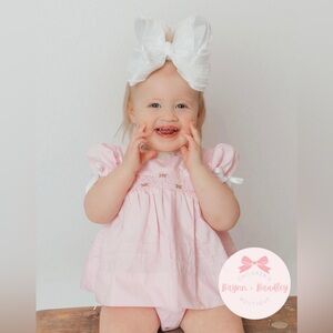 NWT Brynn + Bradley Girl’s Pink Smocked Roses + Pearls Dress